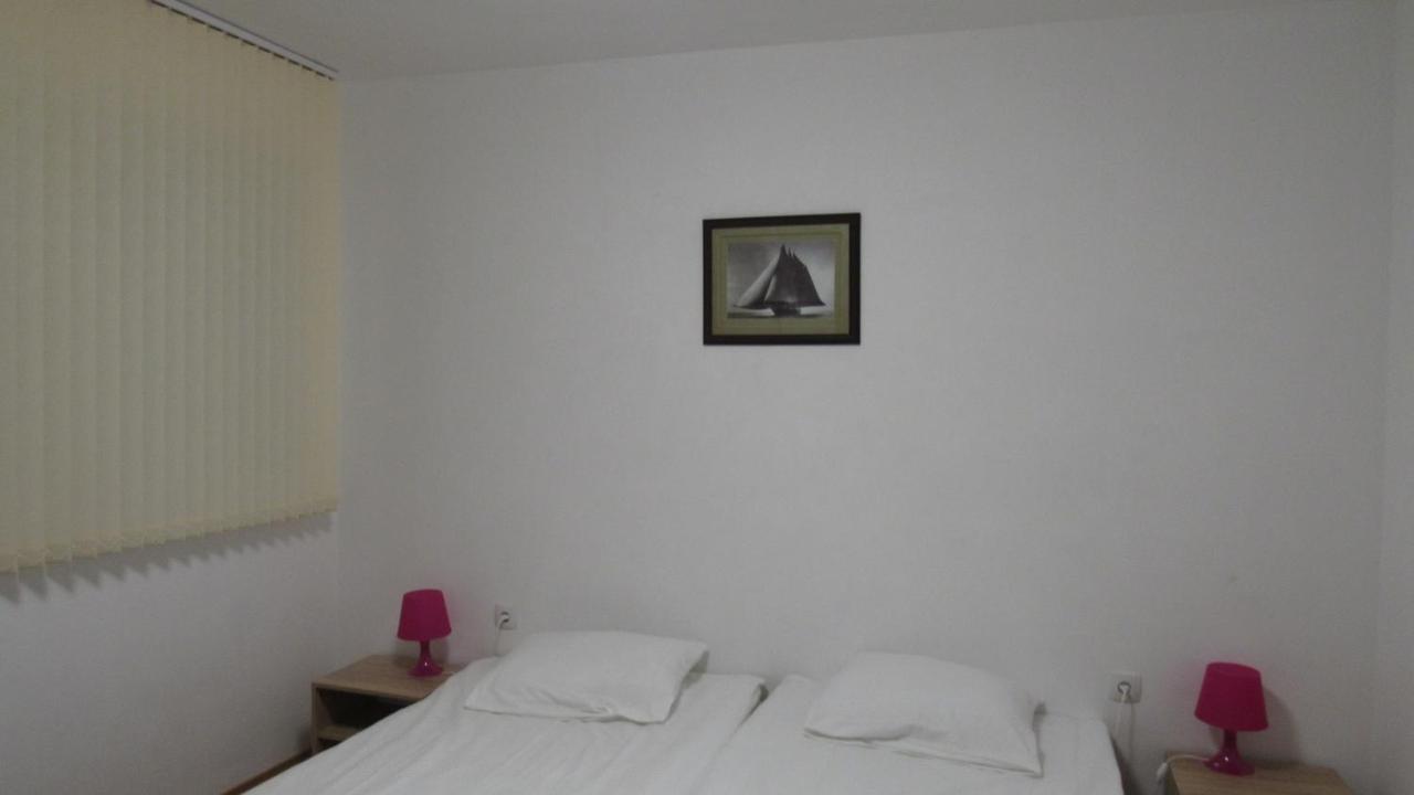 Apartment Crystal Balchik Exterior photo